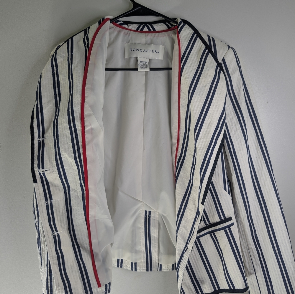 Doncaster Striped White and Navy Women's Jacket 10P - Picture 7 of 10